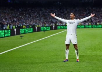 EA Sports activities FC 25 Evaluate (PS5)