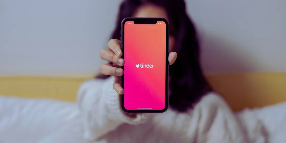 How Algorithms Are Rewriting Romance in 2025 – Is Your Soulmate a Robotic?