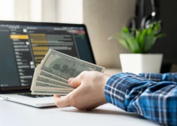 AI Simply Killed 8 Jobs… However Created 15 New Ones Paying $100k+ (Are You In a position?)