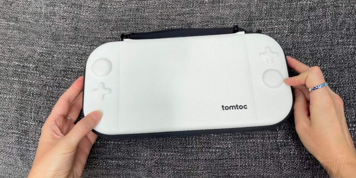 Mini Evaluation: tomtoc FancyCase-G05 For Transfer 2 – A Narrow Case That Nails The Basics