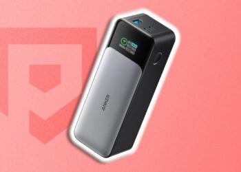 Fee up your Apple iPhone and Transfer 2 with this deal on a perfect energy financial institution