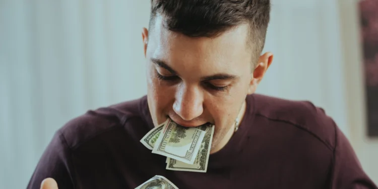 This AI Running a blog Machine Makes $28,000/Month (Totally Automatic)